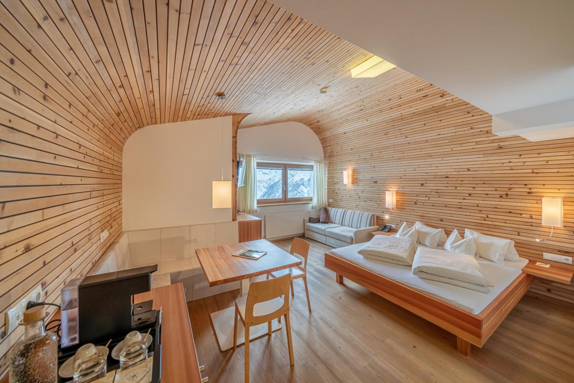 Hotel Hochsoelden ภายนอก รูปภาพ