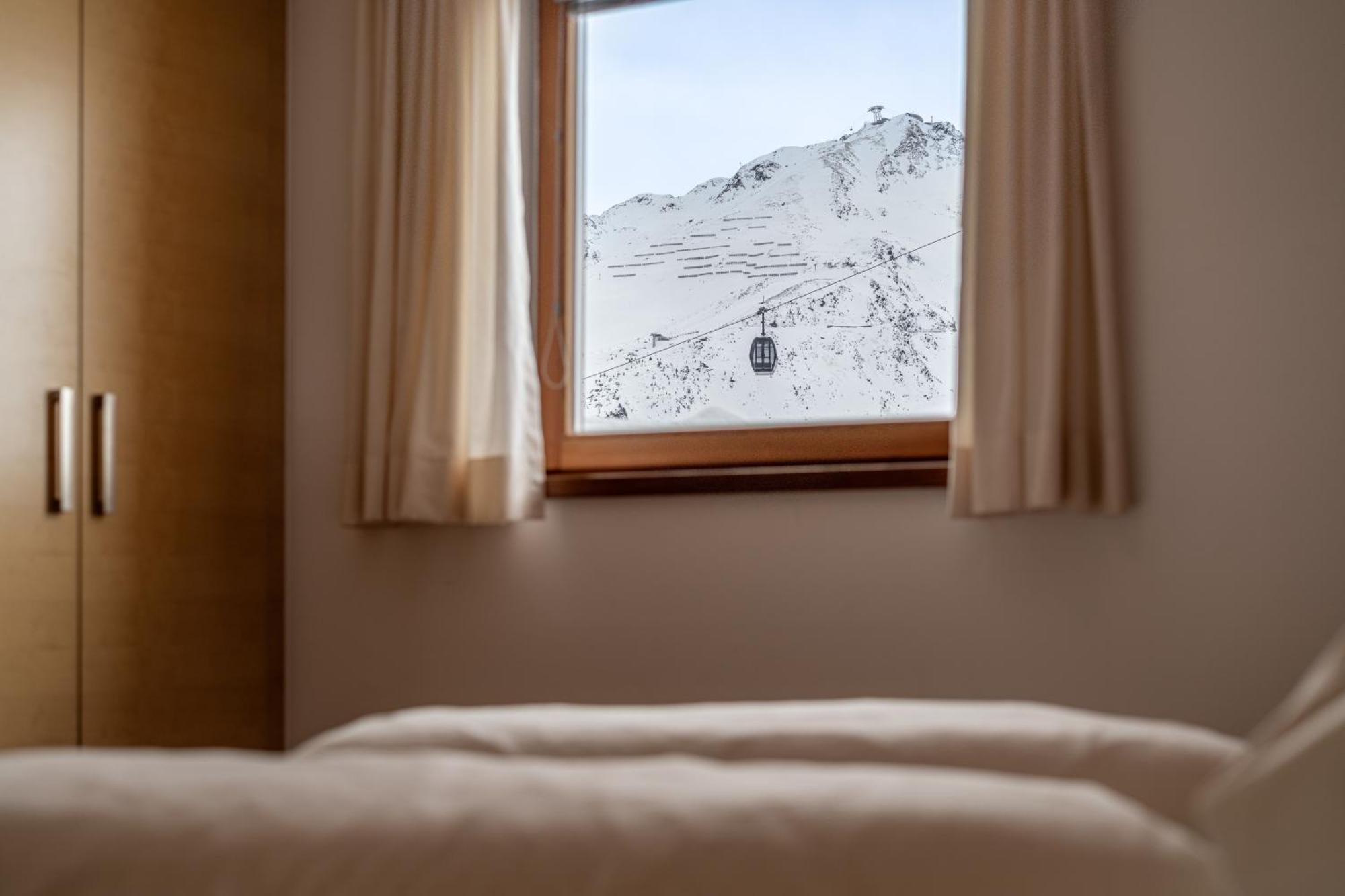 Hotel Hochsoelden ภายนอก รูปภาพ