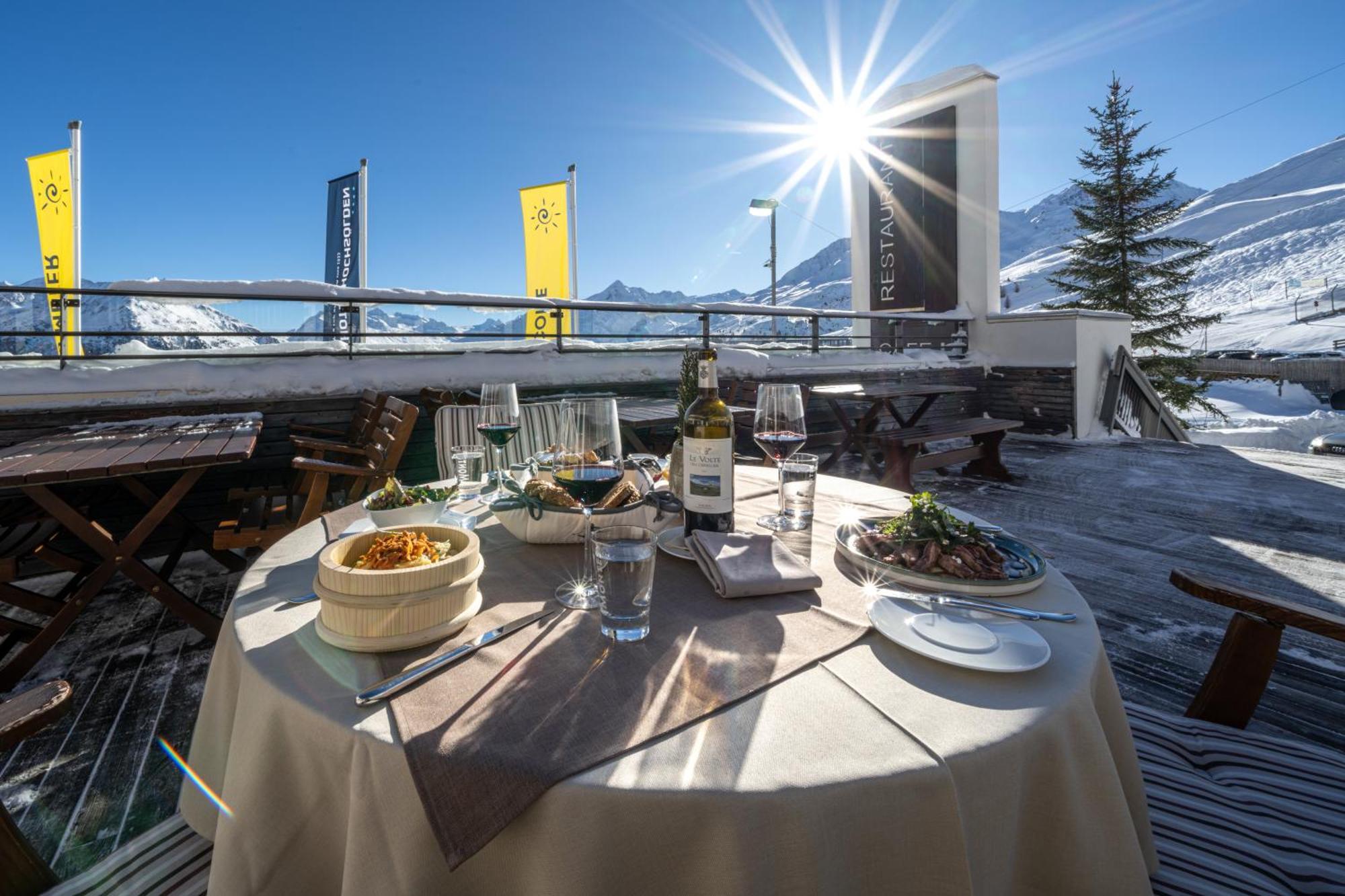 Hotel Hochsoelden ภายนอก รูปภาพ