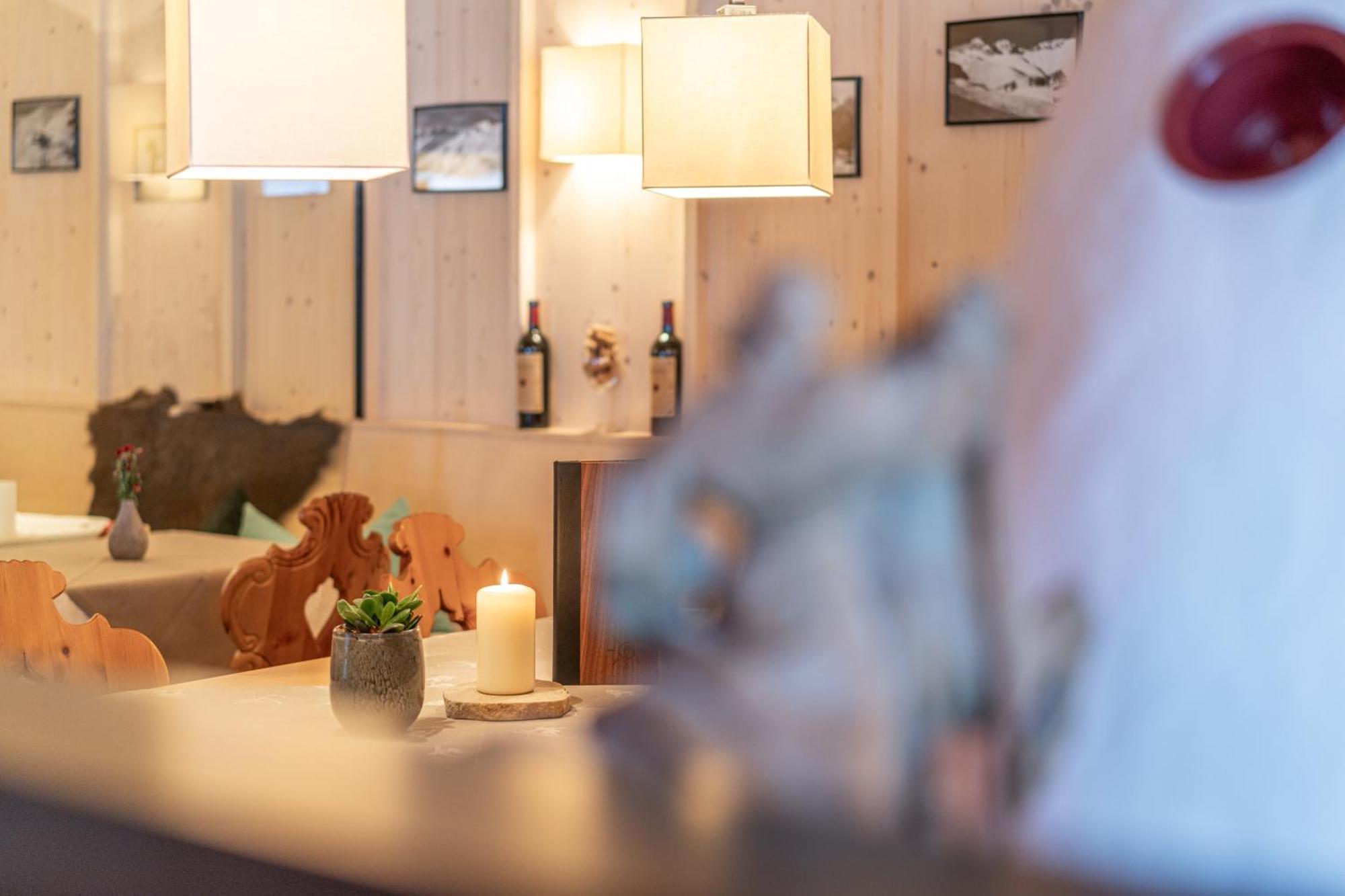 Hotel Hochsoelden ภายนอก รูปภาพ